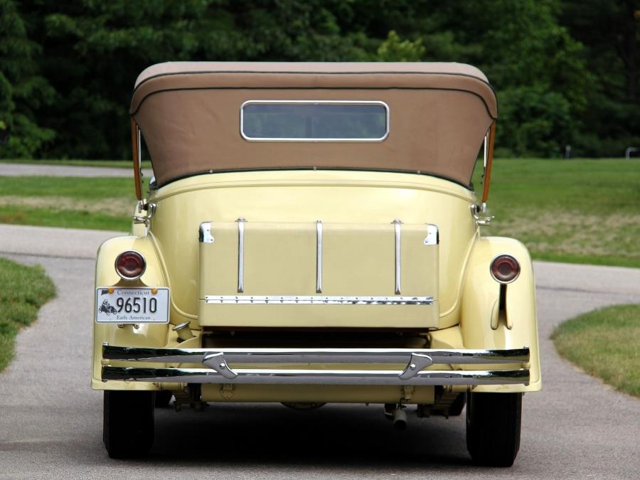  Chrysler Imperial Dual Cowl Phaeton by LeBaron 1931 года  (фото 12 из 25)
